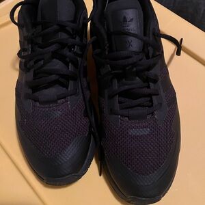 SOLD Adidas all black Sz 10.5 men’s